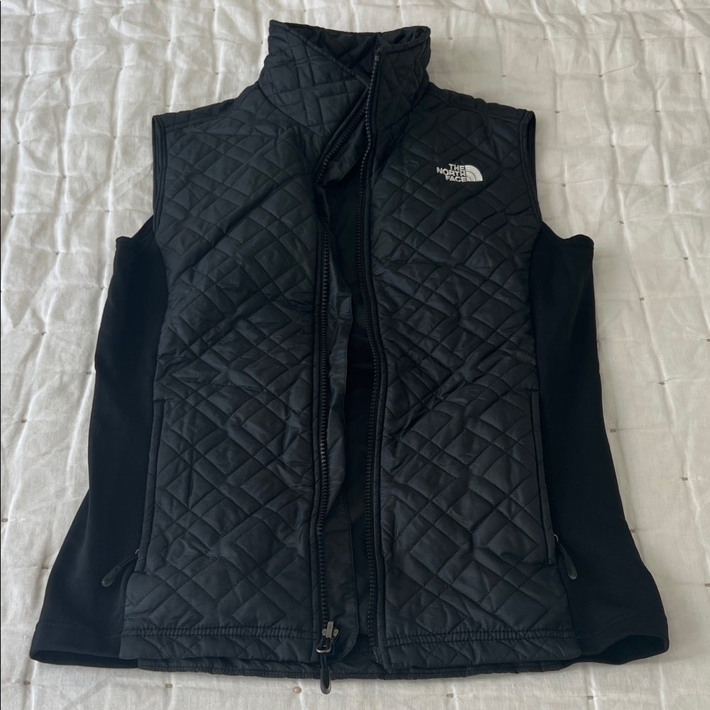 The North Face Women's Black Quilted Vest